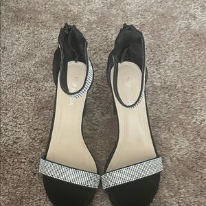 TOP Moda Black and Silver Embellished Heels